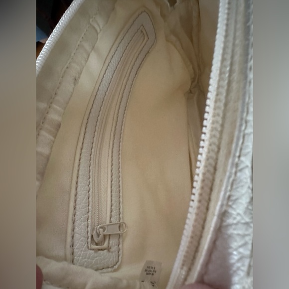 Trevino Leather Crossbody Bag - Picture 4 of 4